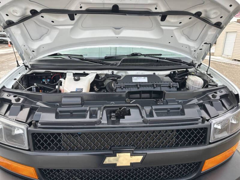 2020 Chevrolet Express 2500