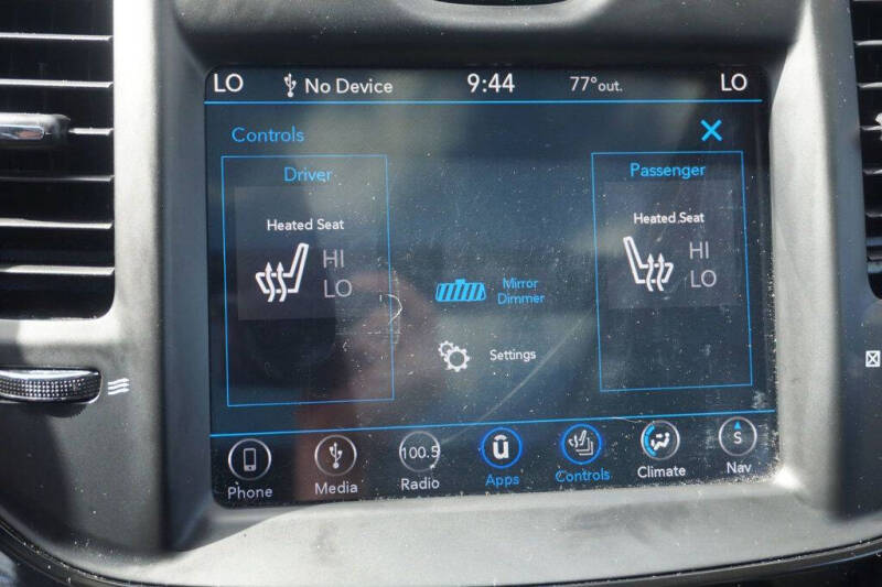 2018 Chrysler 300 S