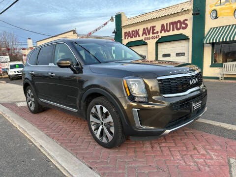 2022 Kia Telluride for sale at PARK AVENUE AUTOS in Collingswood NJ