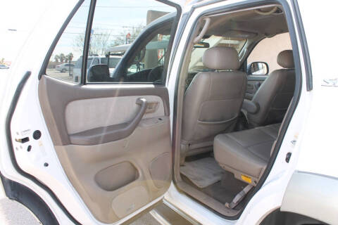 2002 Toyota Sequoia SR5