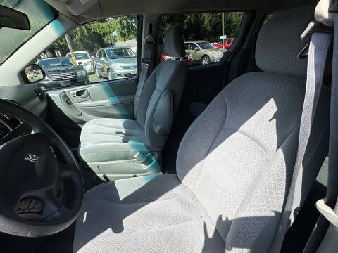 2006 Dodge Grand Caravan SE