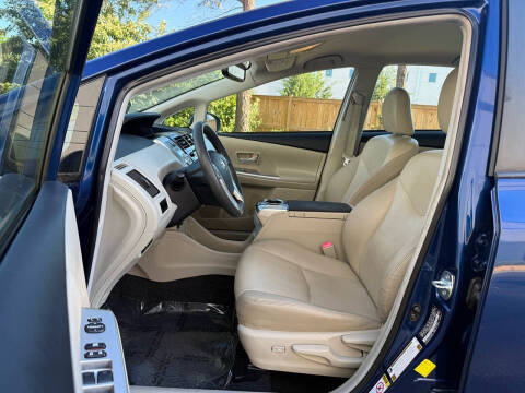 2012 Toyota Prius v Three