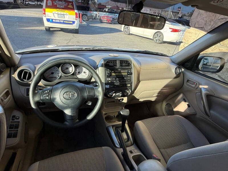 2005 Toyota RAV4