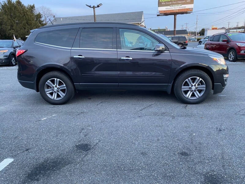2017 Chevrolet Traverse LT