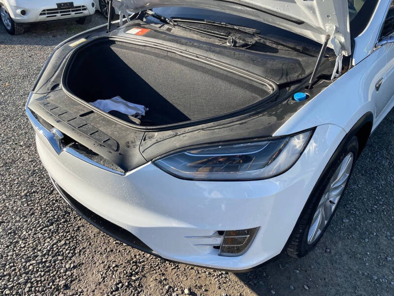 2016 Tesla Model X 90D