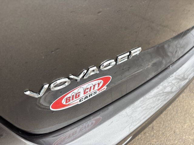 2020 Chrysler Voyager LXi