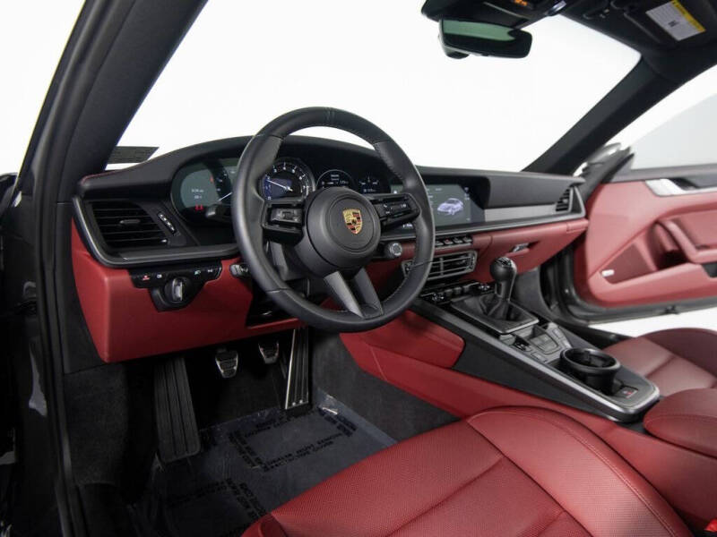 2024 Porsche 911 Carrera 4S