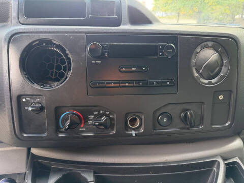 2013 Ford E-Series E-250