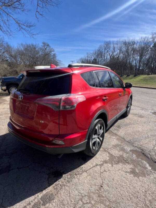 2016 Toyota RAV4 LE