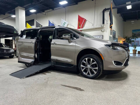 2017 Chrysler Pacifica Limited