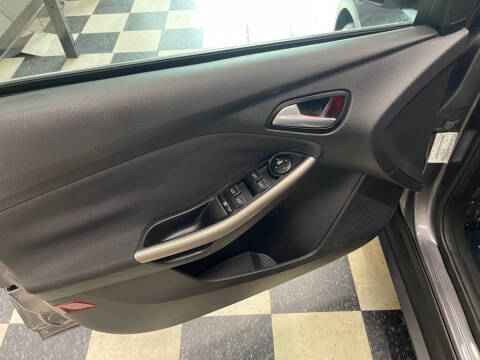 2012 Ford Focus SEL