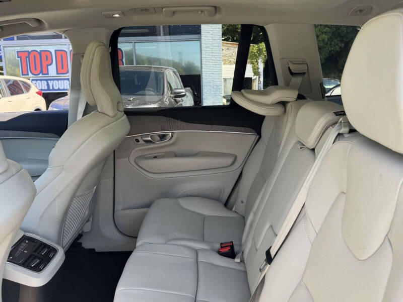 2024 Volvo XC90 B6 Plus Bright Theme 7P