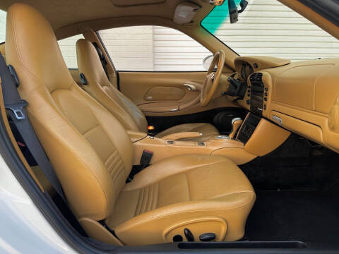 2004 Porsche 911 Carrera