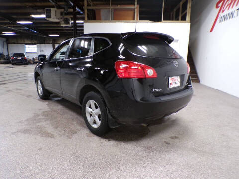 2010 Nissan Rogue S