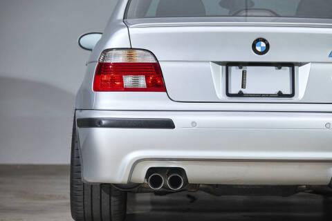 2003 BMW M5