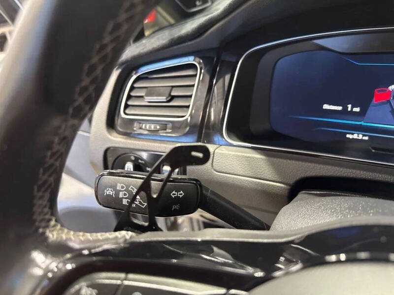2018 Volkswagen Golf R 4Motion