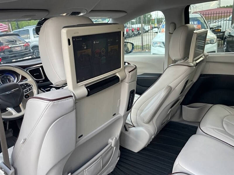 2017 Chrysler Pacifica Limited