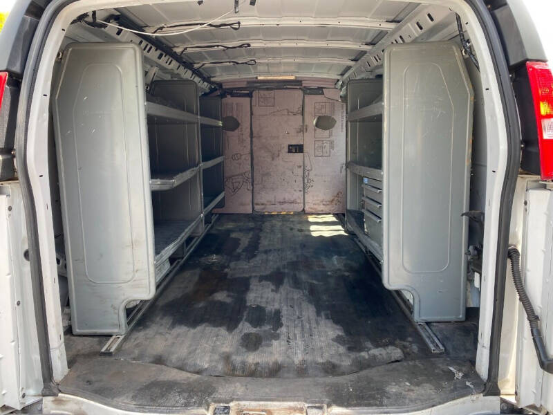 2019 Chevrolet Express 2500