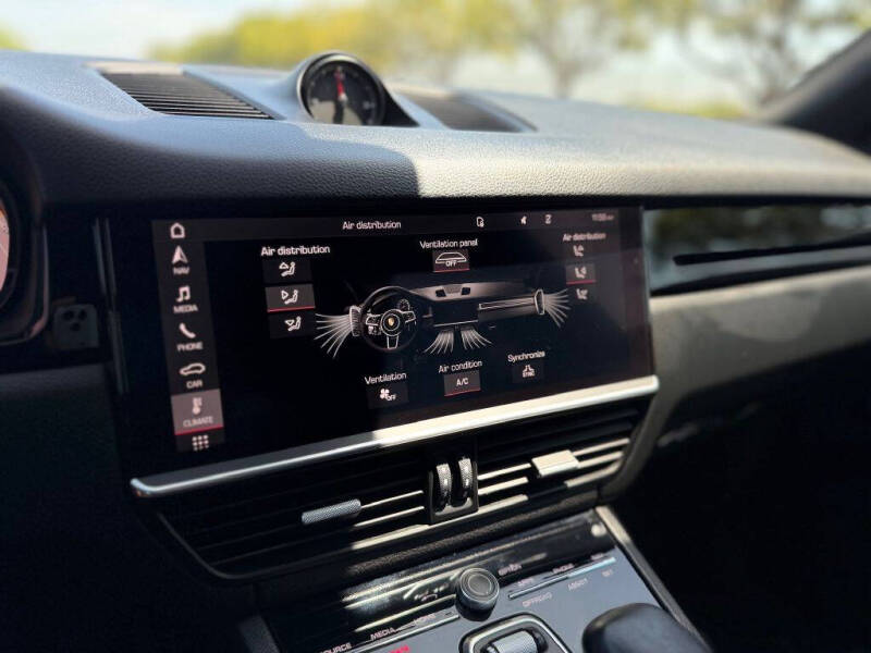 2021 Porsche Cayenne