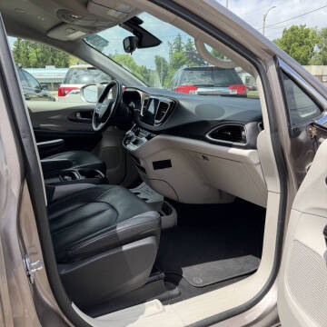 2018 Chrysler Pacifica Touring L