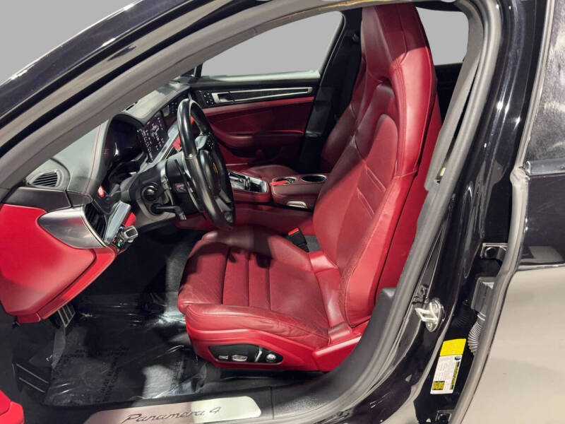 2018 Porsche Panamera