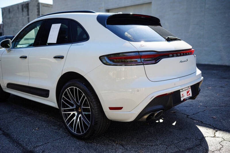 2023 Porsche Macan S