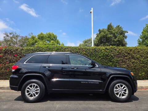 2019 Jeep Grand Cherokee Laredo E