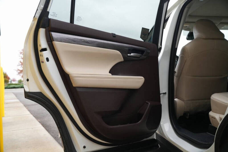 2021 Toyota Highlander Platinum