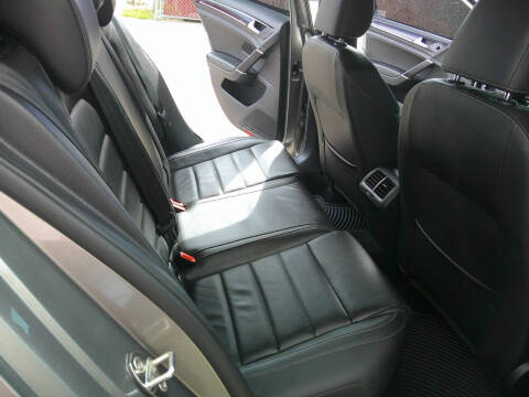 2016 Volkswagen Golf R 4Motion