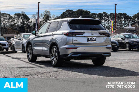 2025 Mitsubishi Outlander SE