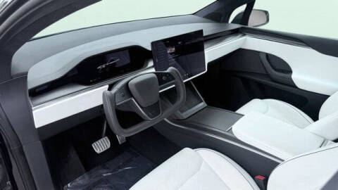 2022 Tesla Model X Plaid