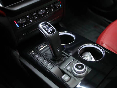 2021 Maserati Ghibli GranLusso