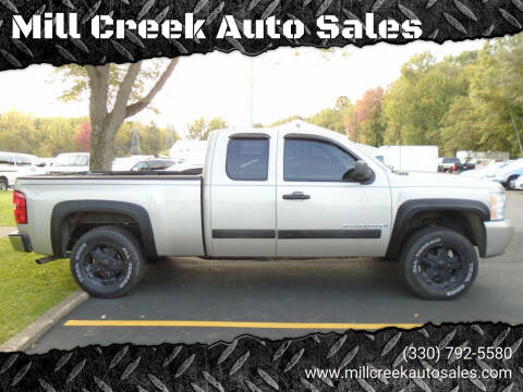 2007 Chevrolet Silverado 1500 for sale at Mill Creek Auto Sales in Youngstown OH