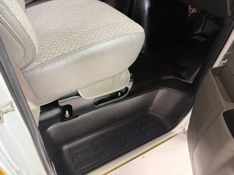 2024 GMC Savana 2500