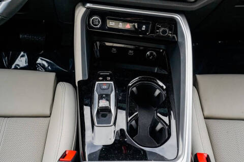 2025 Audi Q5 quattro Prestige TFSI