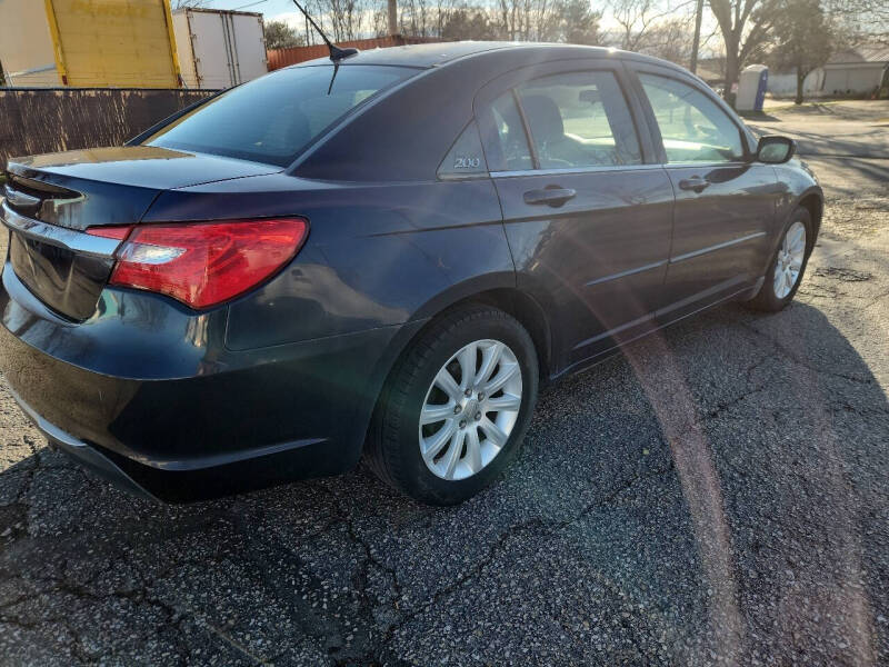 2011 Chrysler 200 Touring