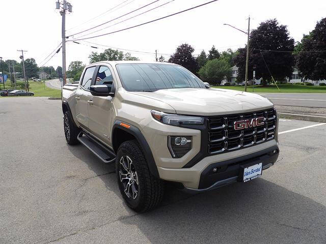 2024 GMC Canyon AT4