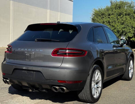 2015 Porsche Macan S