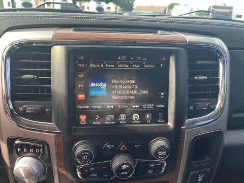 2016 RAM 1500 Laramie