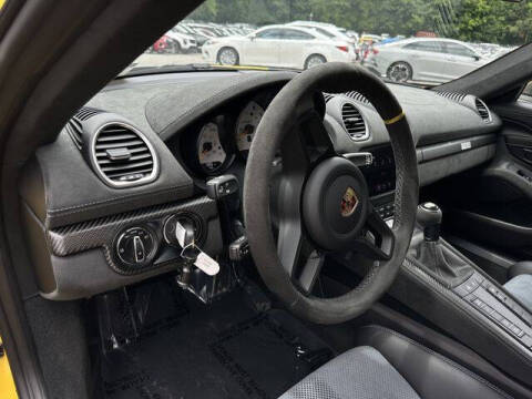 2024 Porsche 718 Cayman GT4 RS