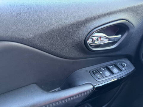 2021 Jeep Cherokee Latitude Plus