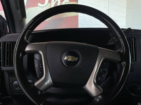 2017 Chevrolet Express LT 3500