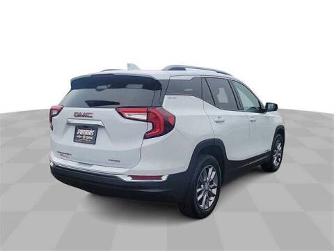 2022 GMC Terrain SLT