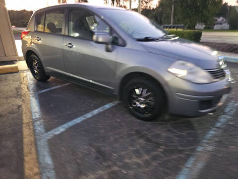 2009 Nissan Versa 1.8 S