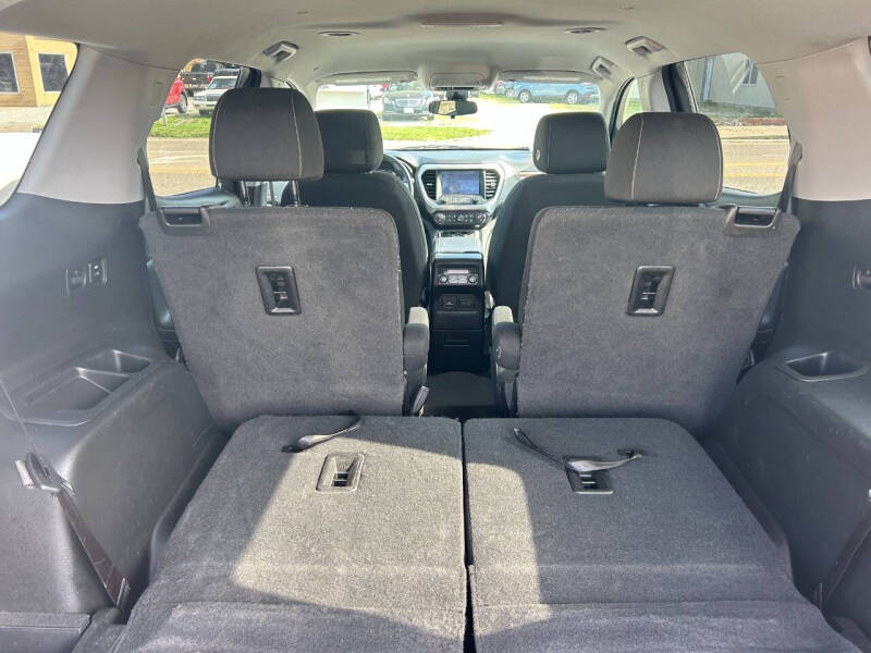2021 GMC Acadia SLE