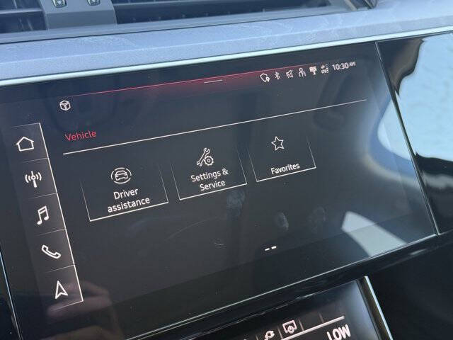 2024 Audi Q8 e-tron quattro Premium