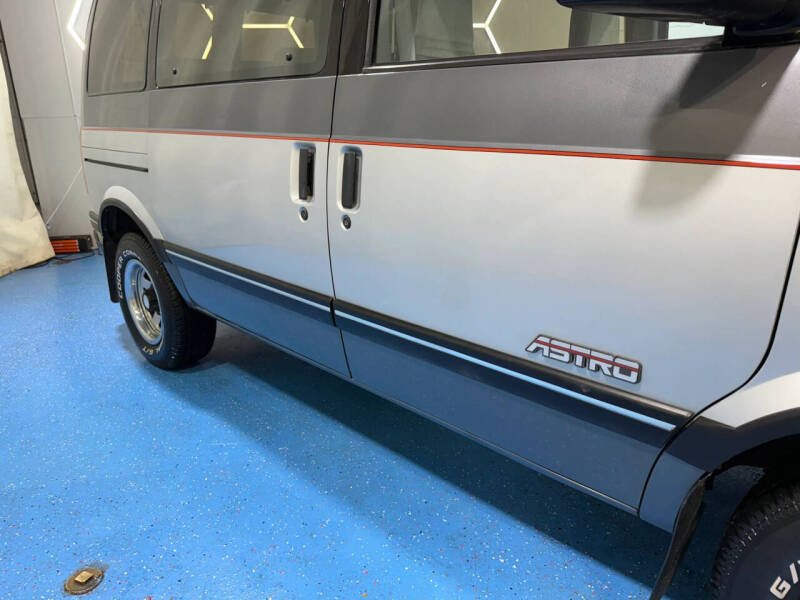 1990 Chevrolet Astro