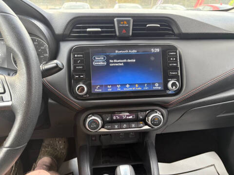 2024 Nissan Versa SR