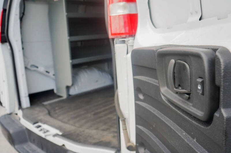 2021 Chevrolet Express 2500