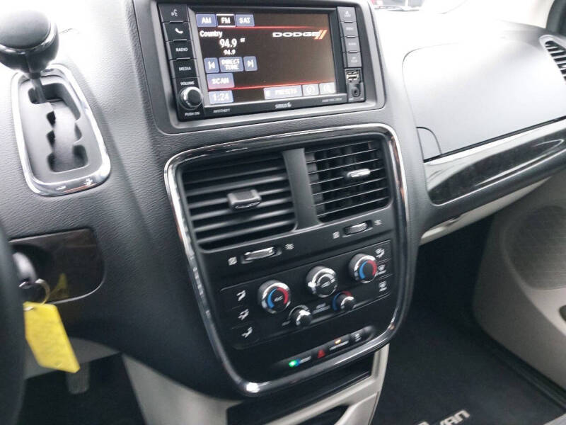 2017 Dodge Grand Caravan SE